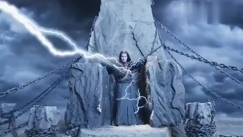 三生三世雷劫虽苦但夜华痛的不是身上的伤是素素的话