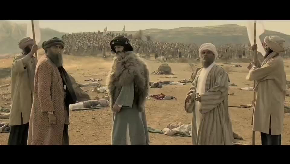 印度战争片,万人之众攻打21人的要塞,战斗场面相当火爆