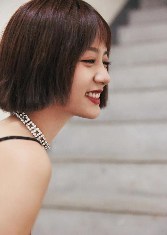 李婷婷,高清美图欣赏__财经头条