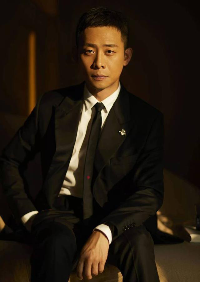 张译获金鸡奖最佳男主从来没有拿过这么有分量的奖杯