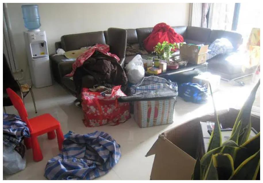 腊月二十五，赶乱岁，岁末年终三注意，稍不留神惹晦气休闲区蓝鸢梦想 - Www.slyday.coM