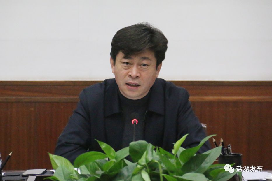 李哲主持召开专题会议安排部署当前重点工作