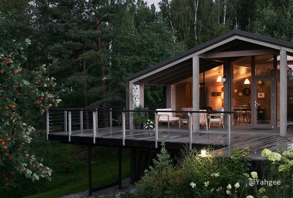 和谐共生斜坡上的模块化住宅