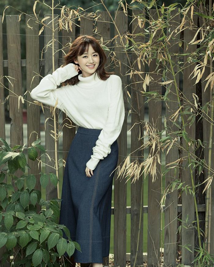 女演员乔乔,优雅迷人,美丽大方!__财经头条