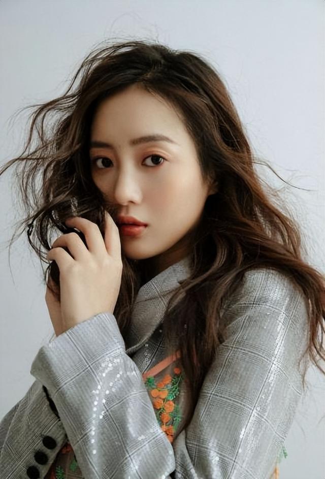 上戏校花王梓薇!__财经头条