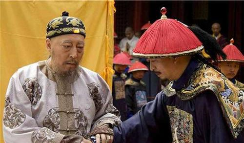 范进中举后为啥突然发疯?把他当时的职位放到现代,你就全懂了休闲区蓝鸢梦想 - Www.slyday.coM 范进中举后为啥突然发疯?把他当时的职位放到现代,你就全懂了休闲区蓝鸢梦想 - Www.slyday.coM