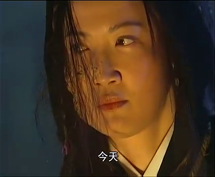 丑婆婆即便身陷敌手,气势却仍不弱于人,连苍天都被她怒怼