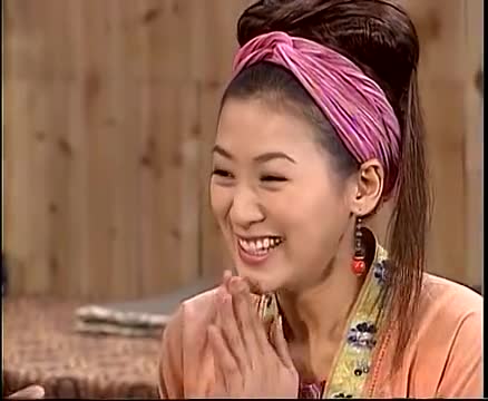 绝代双骄:小鱼儿终于肯吃东西了,红珠看到高兴让他好好休息