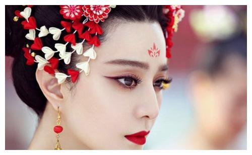 范冰冰豪宅婚房被拆,曾坦言李晨是最后一个男人,三年前透露婚期