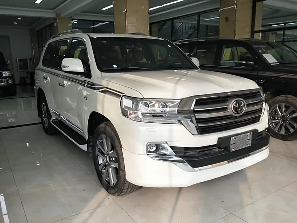 港口丰田兰德酷路泽5700vxs有多豪华?