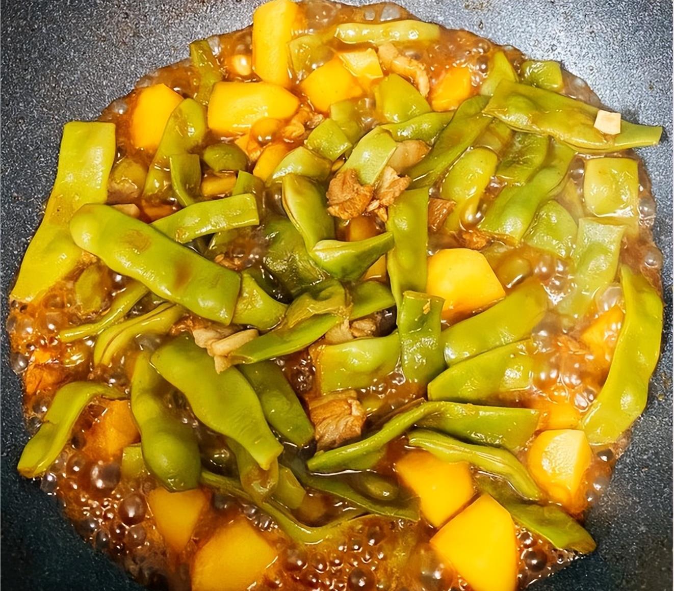 豆角土豆炖肉的做法