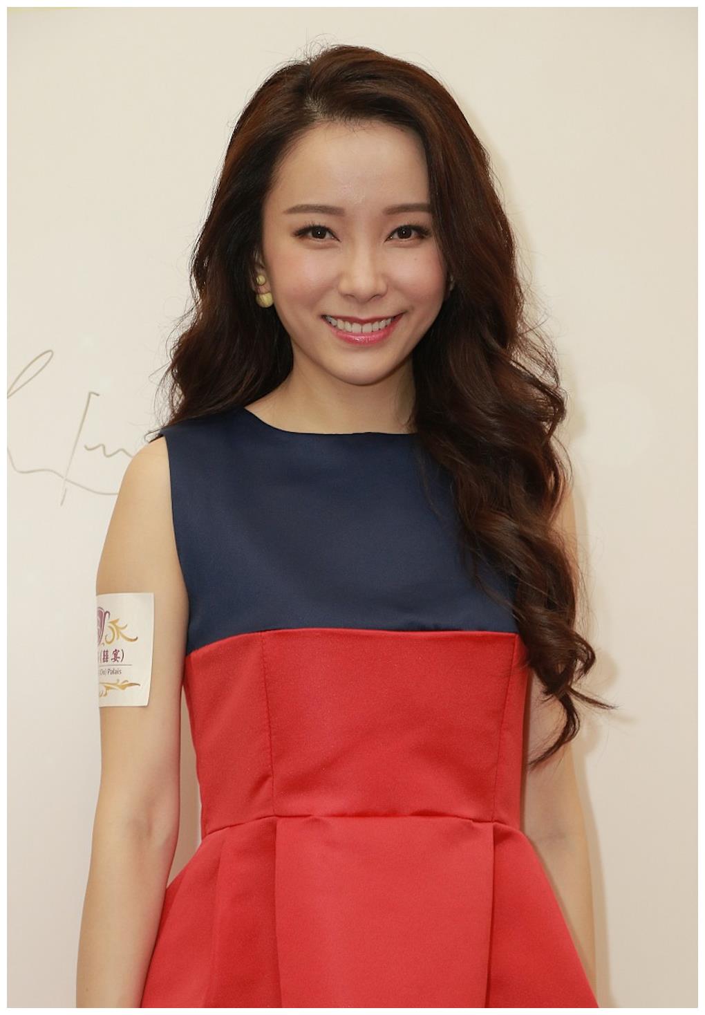 文凯玲搬离劏房换新居,入行八年省吃俭用,拍王晶作品成名后转型