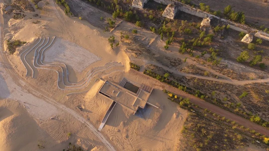 统万城里的这三座沙漠覆土建筑，“隐入”而惊艳！|博物馆|统万城遗址|统万城_新浪新闻
