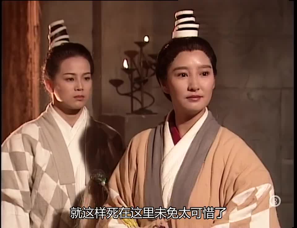 小龙女用玉女心经打李莫愁,李莫愁挨完揍直呼师傅太偏心!