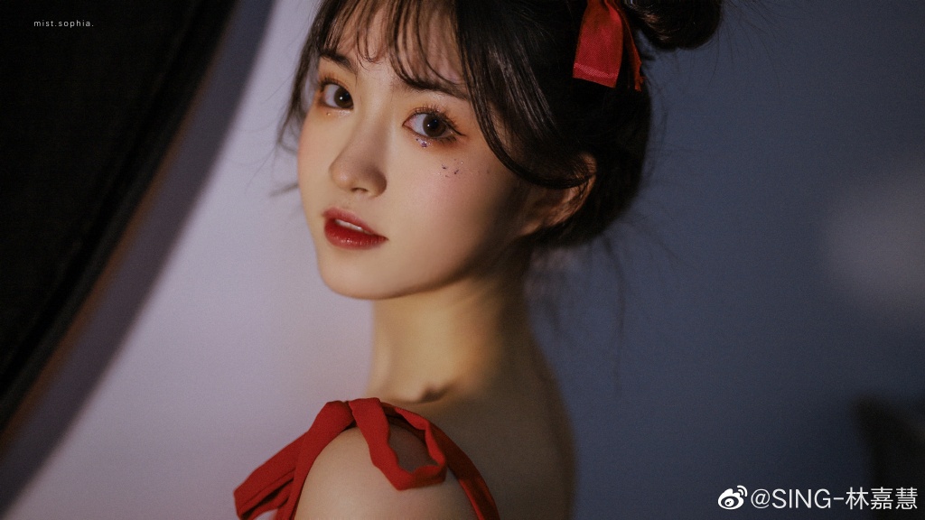 可爱美女sing-林嘉慧迷人写真美照好漂亮_高清图集_新浪网