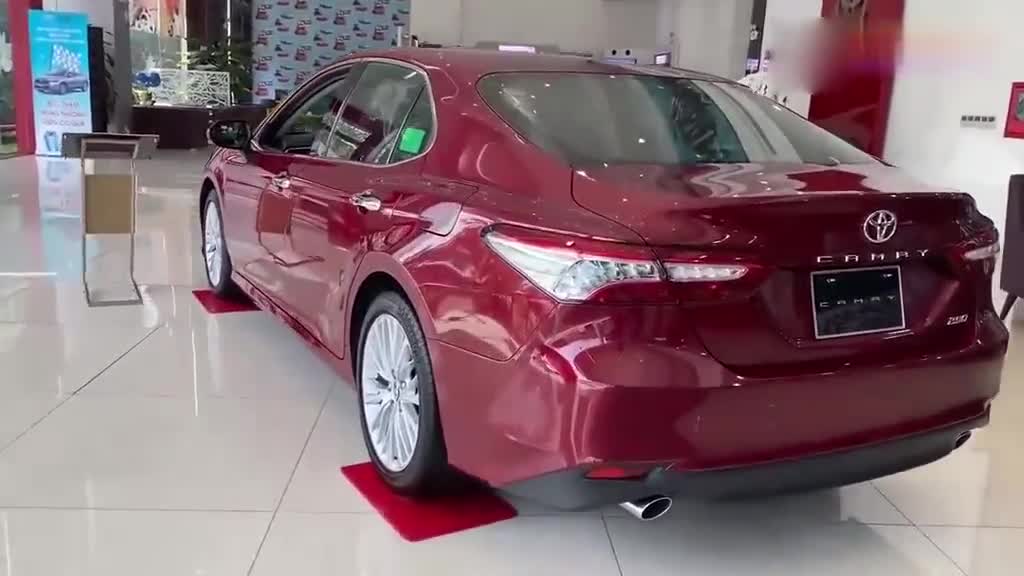 2020款丰田凯美瑞全方位展示