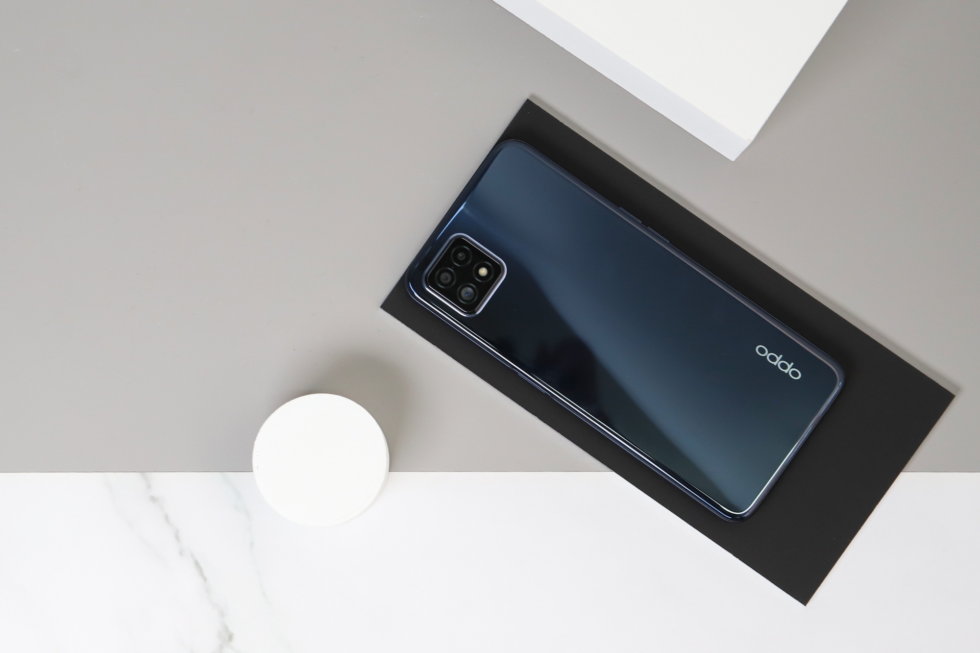 oppo a72图赏:90hz屏幕,轻薄高颜值机身