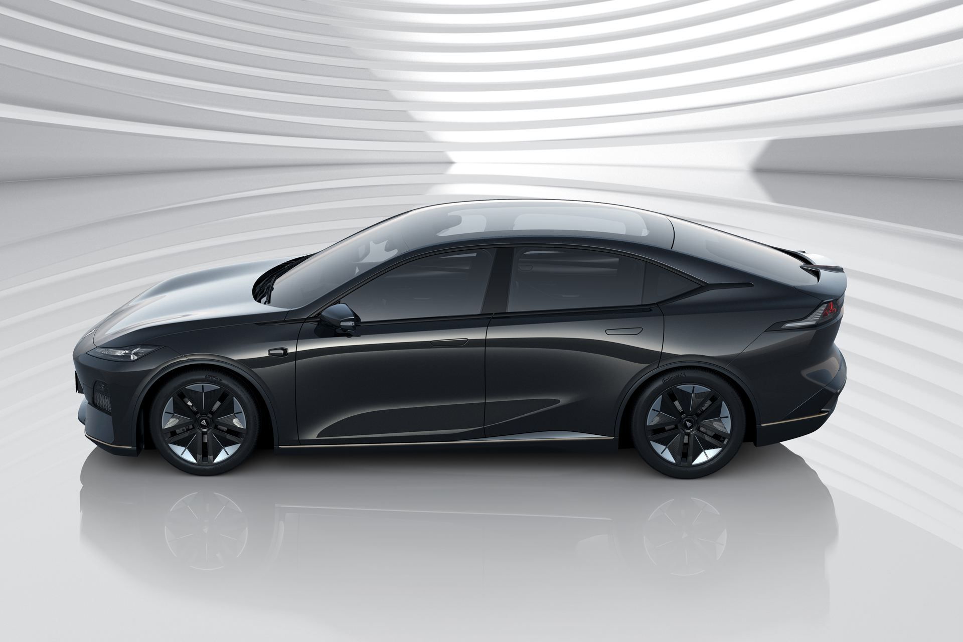 20万元级新能源轿跑!长安深蓝sl03发布:2.