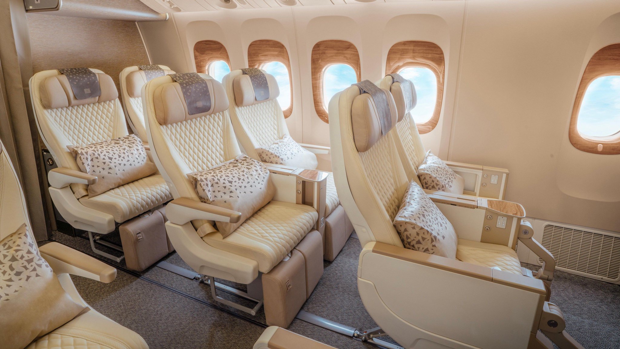 阿联酋航空宣布将再引入8个升级客舱的波音777飞机