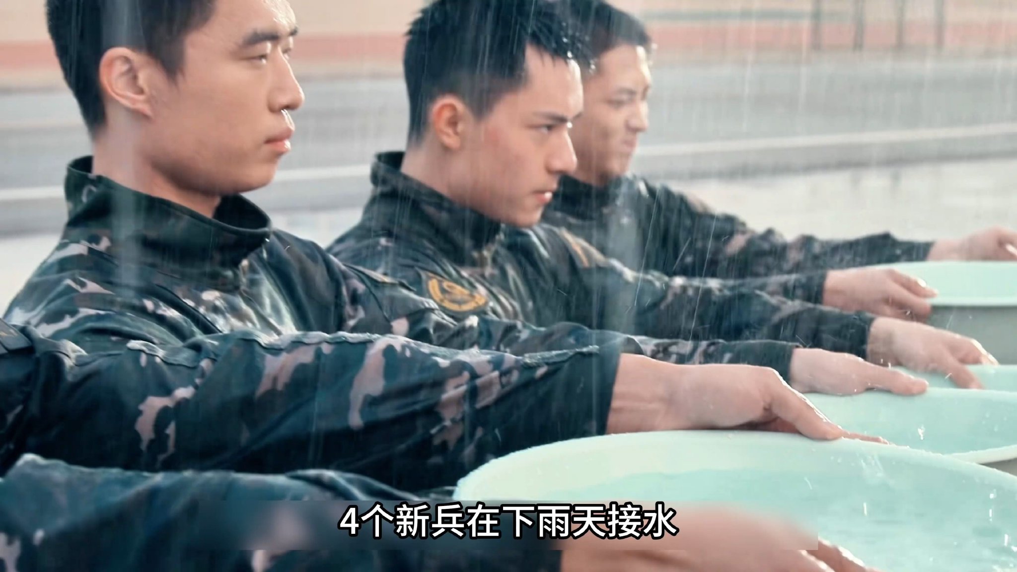 猎豹：4个新兵拿着脸盘接水，竟惊动了参谋长