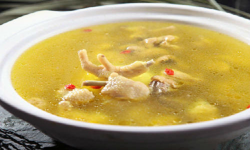 土鸡汤,一款秋季进补的家常美味