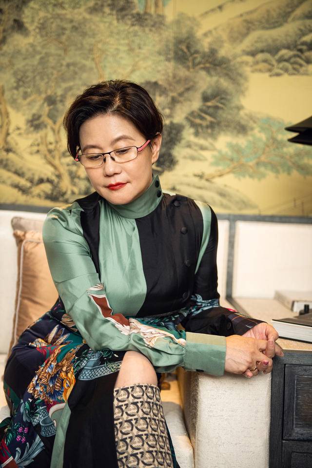 著名导演李少红母亲因病去世,生前是杰出的艺术家
