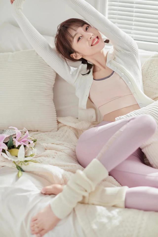 宣璐|完美身材,楚楚动人!_高清图集_新浪网