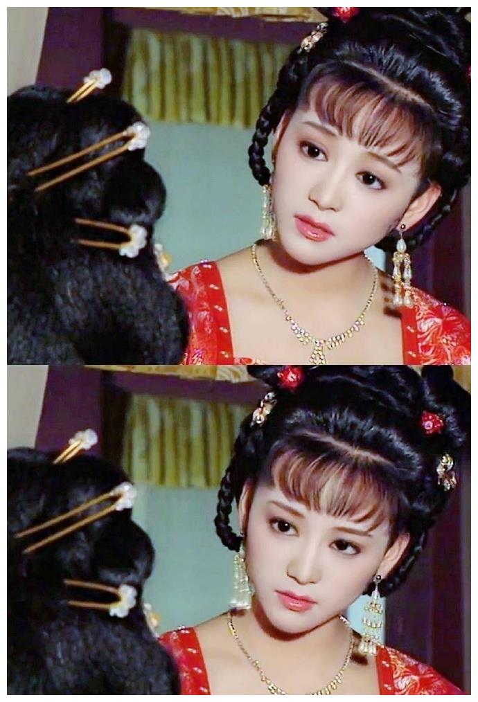 特别是苗乙乙扮演的贺兰敏月,温柔似水,端庄典雅,和李建群老师,茹萍