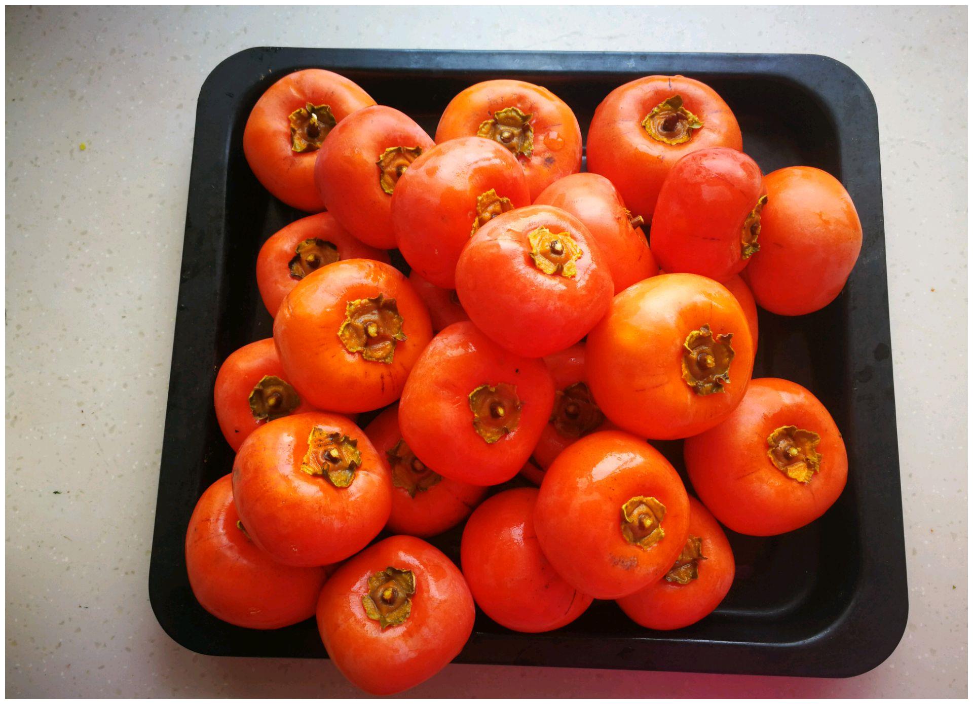 告诉你1个方法涩柿子甜度翻倍保存时间还会变长没有添加剂