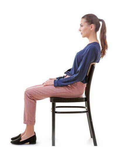 从女人的7个坐姿,就可以知人贵贱祸福,你是什么样的坐姿呢|坐姿|女性