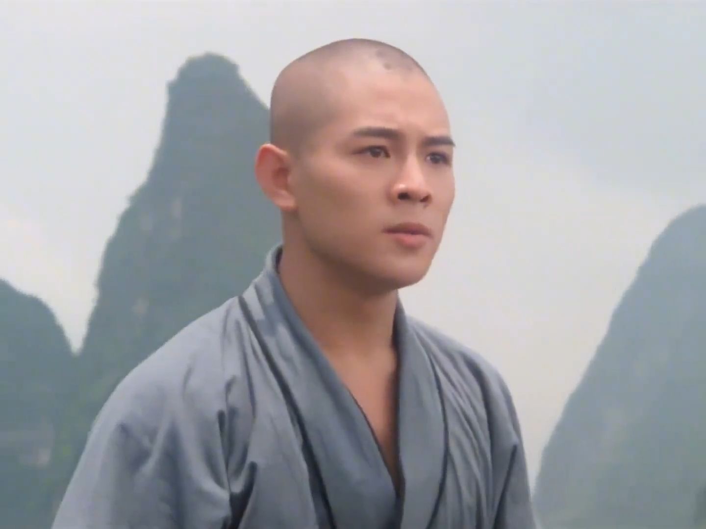 黄秋燕对李连杰真的是全心付出，可惜阿杰错爱，哎！！！