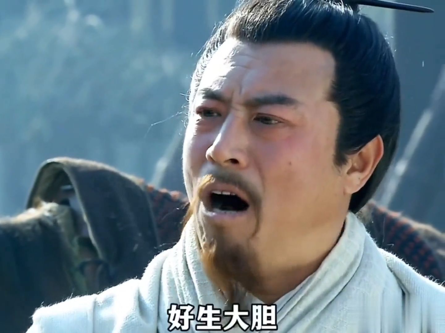 许攸自恃其功而口出狂言，被许褚一怒之下杀死！  影视片段＃！