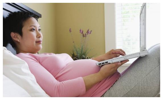 50岁高龄产妇拼二胎,怀孕7个月提前剖,生娃时医生吓了一跳