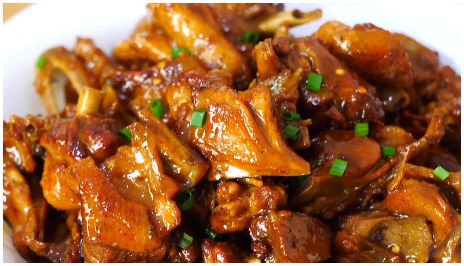 啤酒鸭怎么做才好吃记住这两点鲜香软烂无腥味看着都流口水