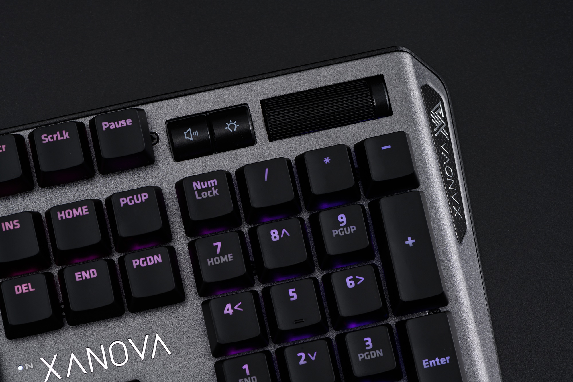 耕升xanova外设三件套图赏