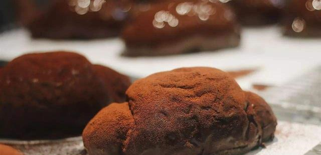 曾风靡一时的网红零食,如今却面临停产,网友:价格死贵还难吃休闲区蓝鸢梦想 - Www.slyday.coM 曾风靡一时的网红零食,如今却面临停产,网友:价格死贵还难吃休闲区蓝鸢梦想 - Www.slyday.coM