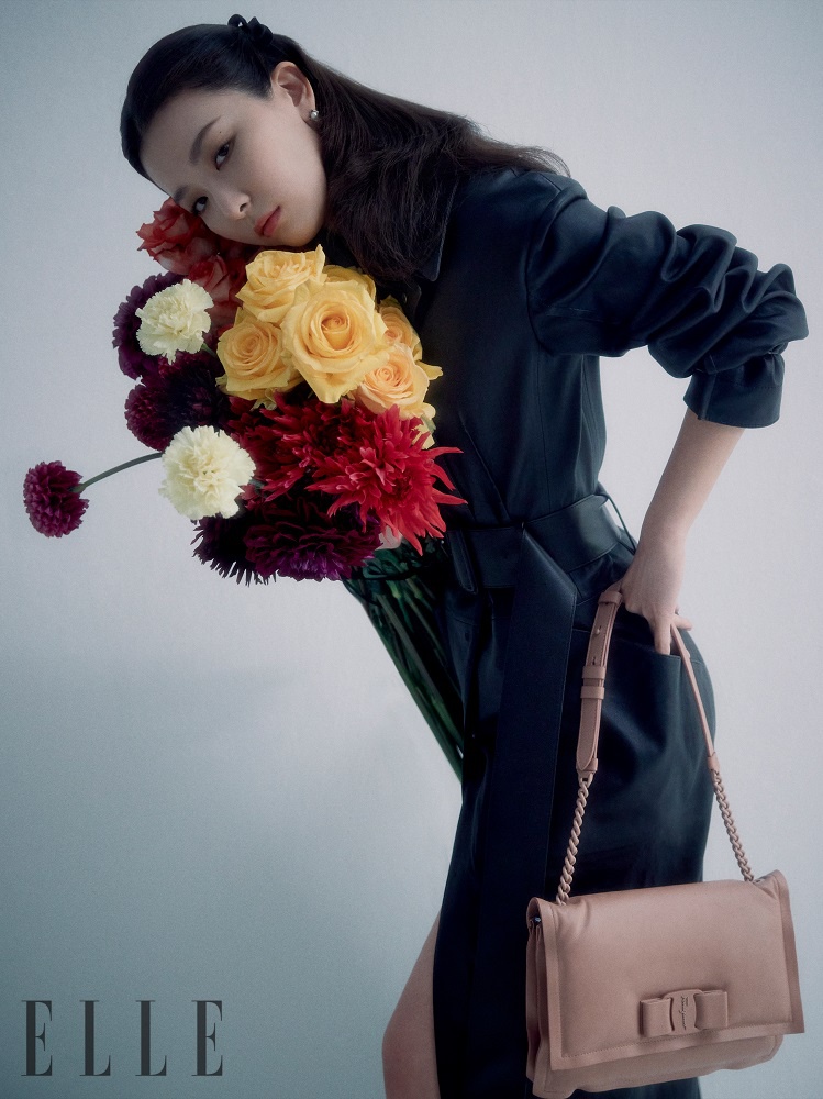 韩女团redvelvet姜涩琪《elle》杂志写真