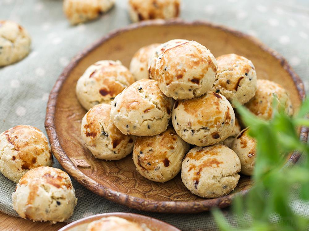 杨梅一口酥,酸甜开胃,酥脆香甜,一口一个超过瘾,快来学学_高清图集