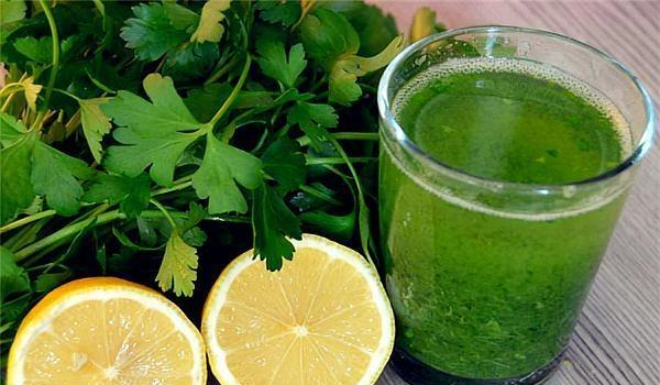 香菜煮水连喝3天,3大好处来找你,早知道早受益,赶紧告诉亲人!