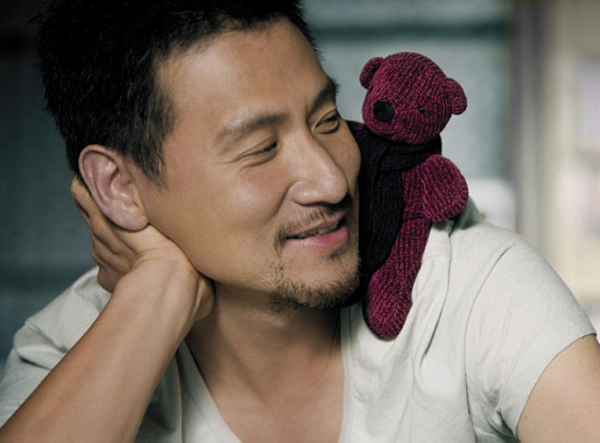 61岁张学友新片造型曝光！时隔6年重返影坛，网友：重出江湖了！