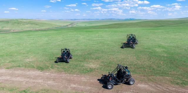世界排名前四的草原，我国也有一处上榜，还有20天就到了最美季节休闲区蓝鸢梦想 - Www.slyday.coM
