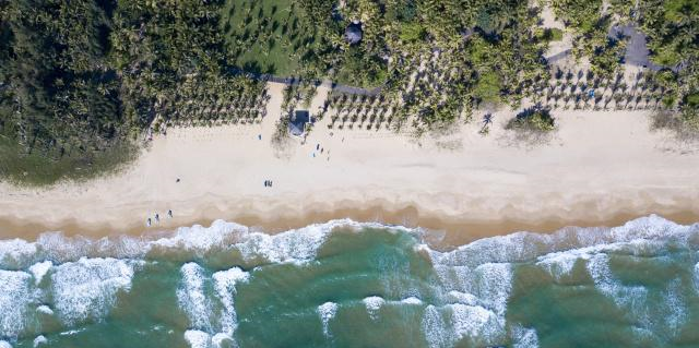 错峰出游玩三亚，别再盯着大东海，海棠湾的景色才是三亚最美休闲区蓝鸢梦想 - Www.slyday.coM