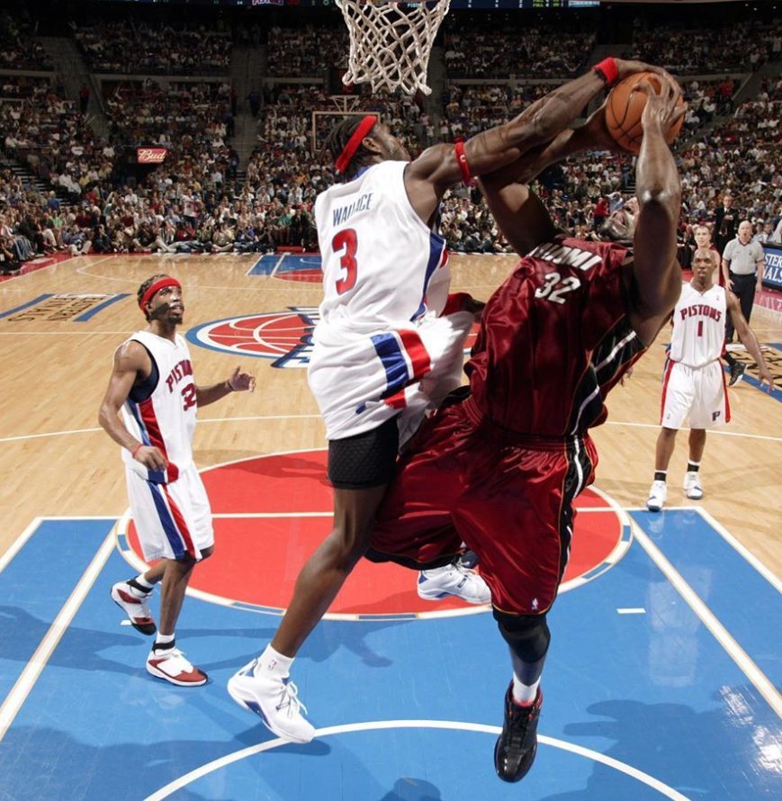 本华莱士的4届最佳防守者历史第一,但不是历史最强的防守者