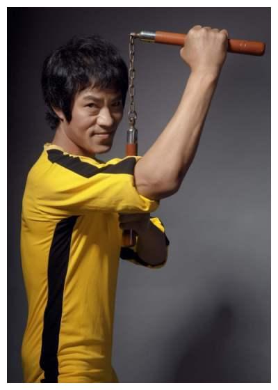 知情人曝石天龙差点被小混混打死李小龙研究专家可信度不高