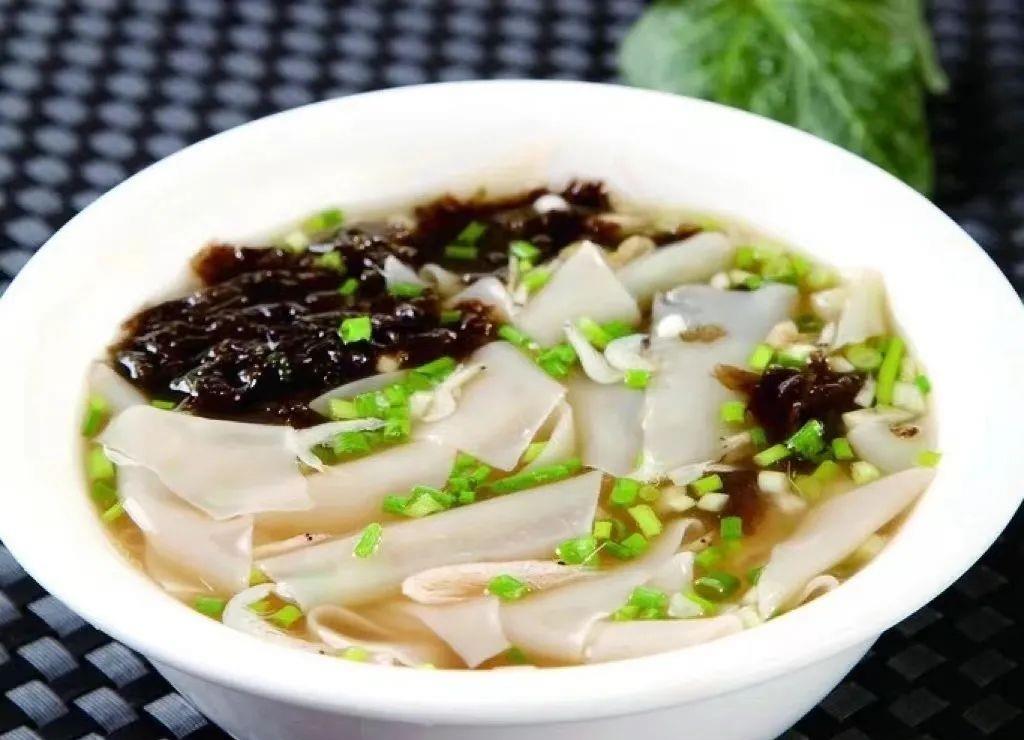 舌尖上的洛宁美食——捞汤鸡蛋面叶|洛宁|舌尖|面叶_新浪新闻