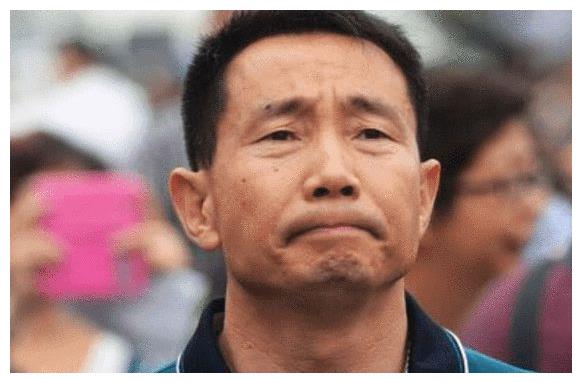 女孩填志愿失误没考上清华,父亲让她复读,再战高考后考了多少分休闲区蓝鸢梦想 - Www.slyday.coM 女孩填志愿失误没考上清华,父亲让她复读,再战高考后考了多少分休闲区蓝鸢梦想 - Www.slyday.coM