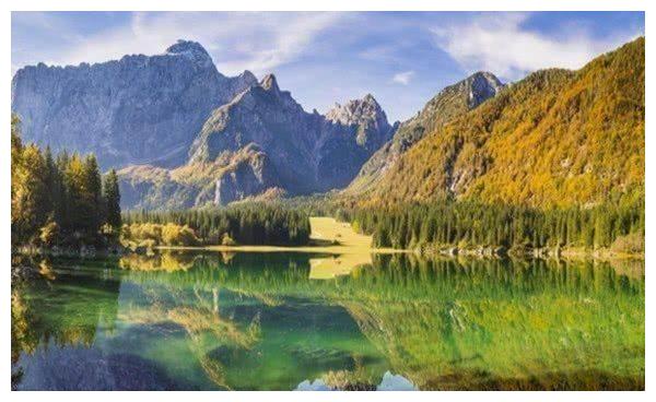 生肖猪乃是一个后福无尽的属相,这也是为什么很多算命的说生肖猪有福