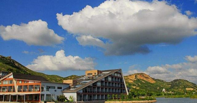 两城仅相距100多公里，但坐火车却要18个小时，知道是哪吗？休闲区蓝鸢梦想 - Www.slyday.coM