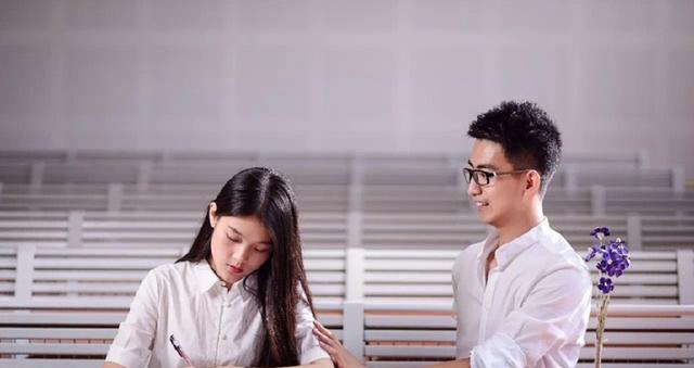 入赘5年妻子被查出不孕 岳父母知道后 当场给我50万零花钱 岳父母 入赘 妻子 新浪新闻