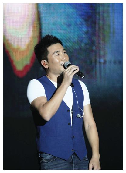 沙宝亮:被妻子"逼婚",成名曲遭禁唱?今落得歌红人不红的下场